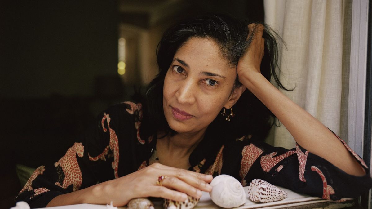 Román psala skoro 20 let. Bookerovu cenu může získat Kiran Desai